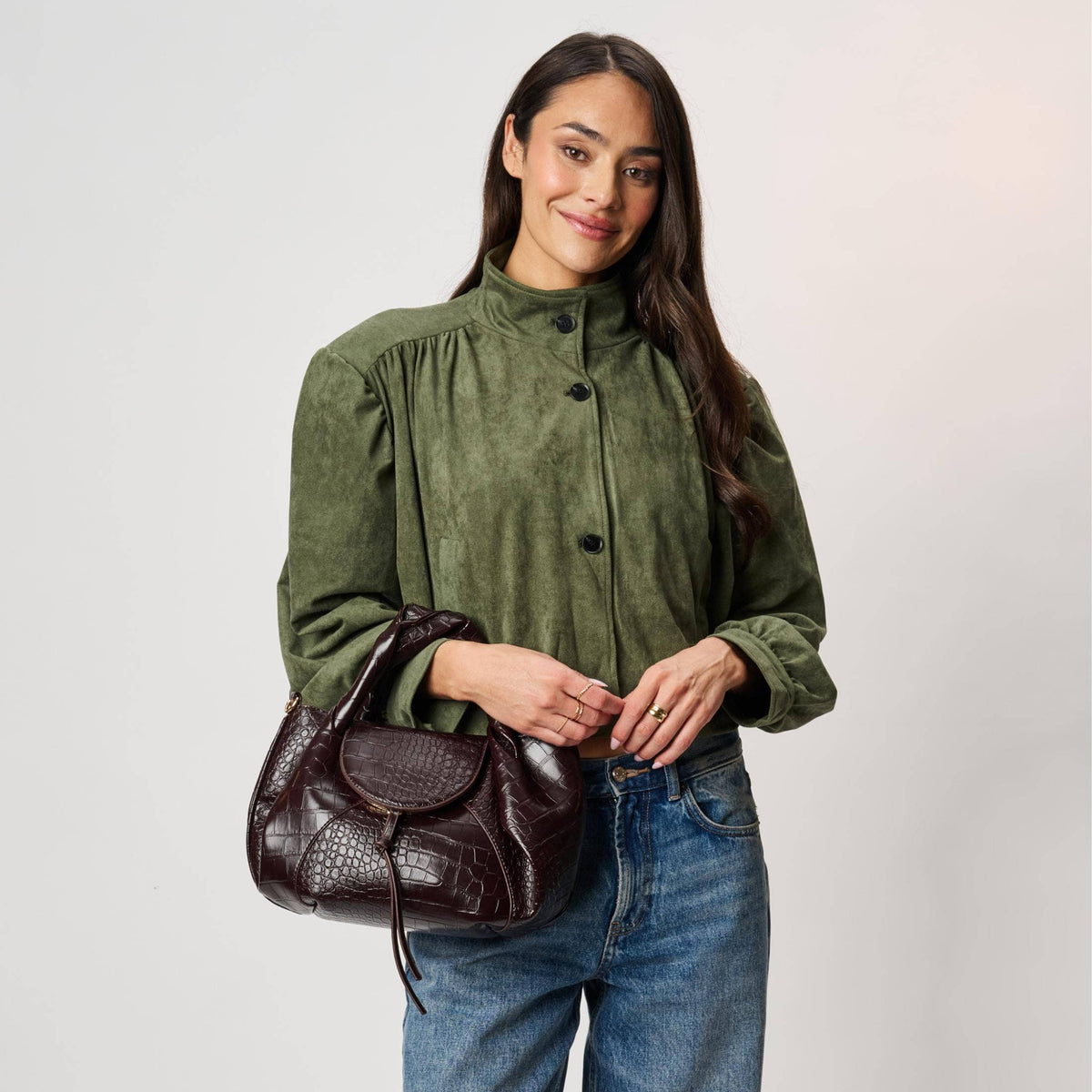Amaya Satchel