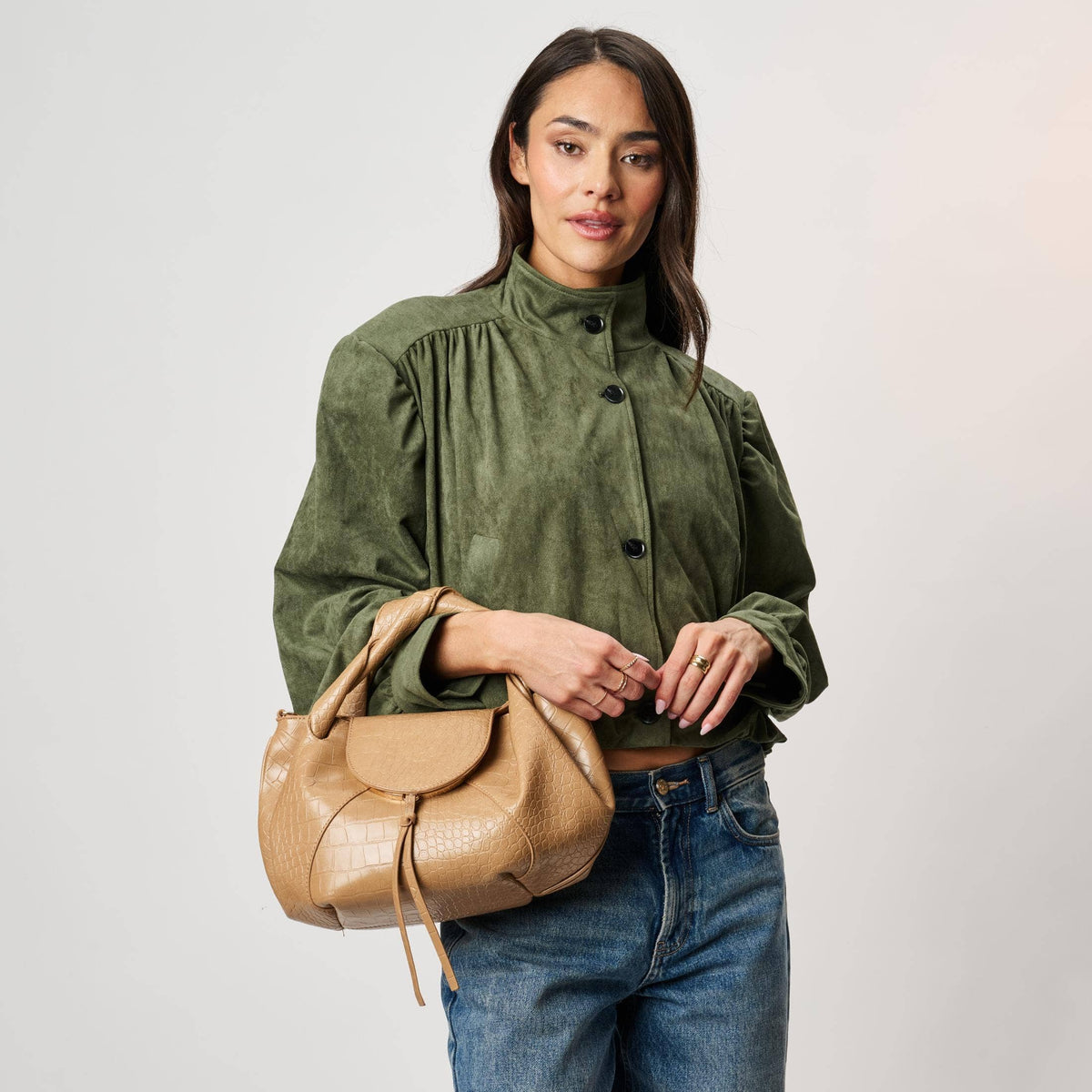 Amaya Satchel