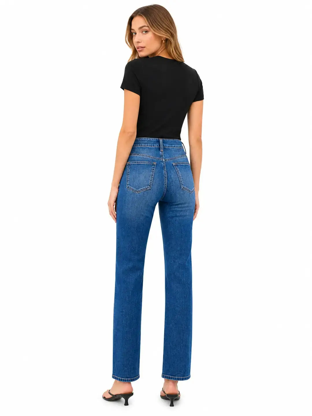 31" Mid Rise Straight Leg Jeans in Sacramento