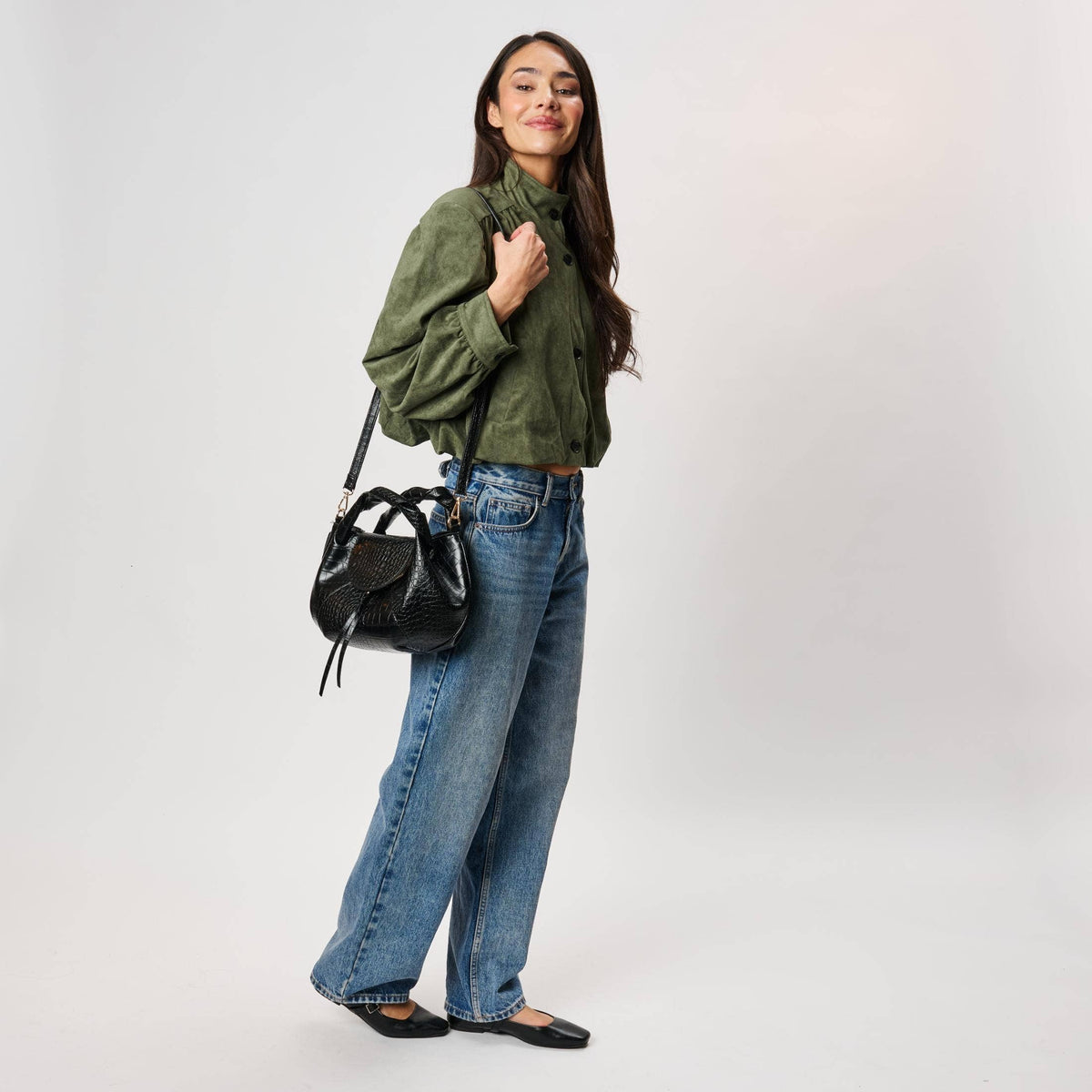 Amaya Satchel