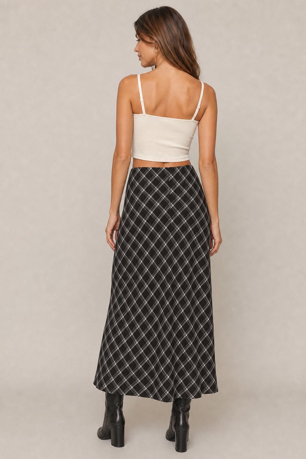 Europia Plaid Skirt