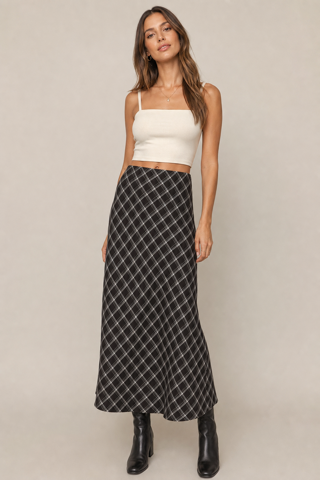 Europia Plaid Skirt